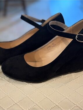 Bella Marie Black Suede Mary Jane Heels